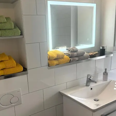 Grosse Neue In Mit Whirlpool *