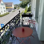 Lägenhet Grosse Neue In Mit Whirlpool